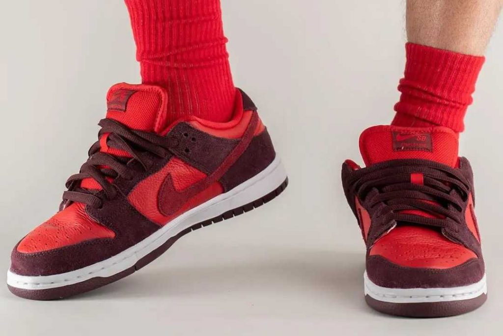 [Release 4/26] Nike SB Dunk Low Pro âFruity Packâ | SNKRDUNK Magazine