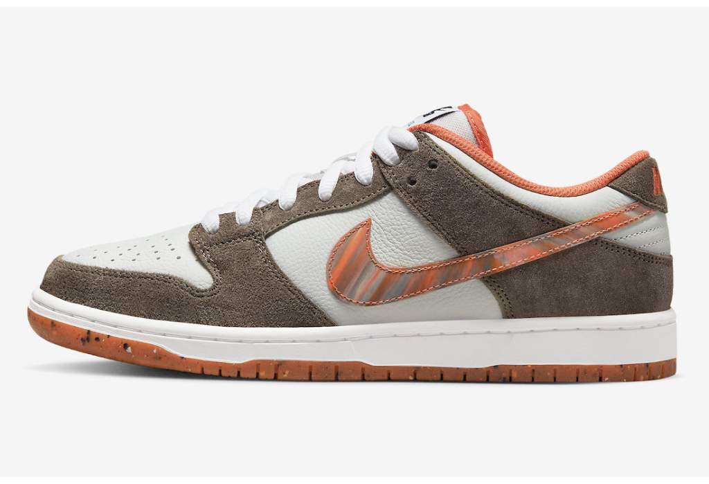 Crushed D.C. x Nike SB Dunk Low 