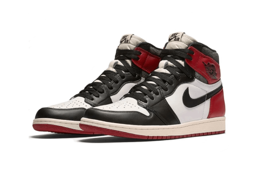 Jordan 1 fragment hot sale black toe