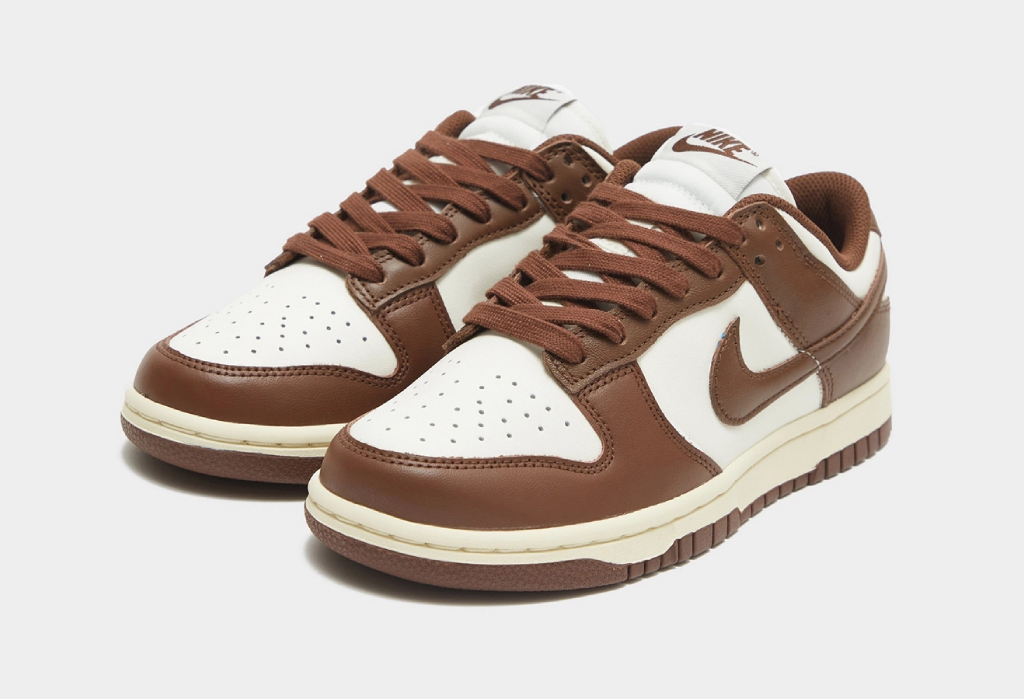 Nike WMNS Dunk Low 