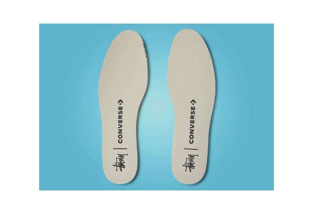 Stüssy-x-Converse-Chuck-70-