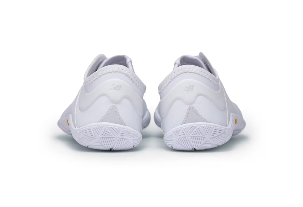 New balance x JUNYA WATANABE MAN ☆ Minimus UX200L ‘White‘ Junya Watanabe MAN x New Balance MINIMUS UX200L [Release
