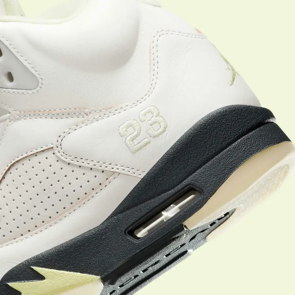 Nike Air Jordan 5 "Luminous Green" (WMNS)