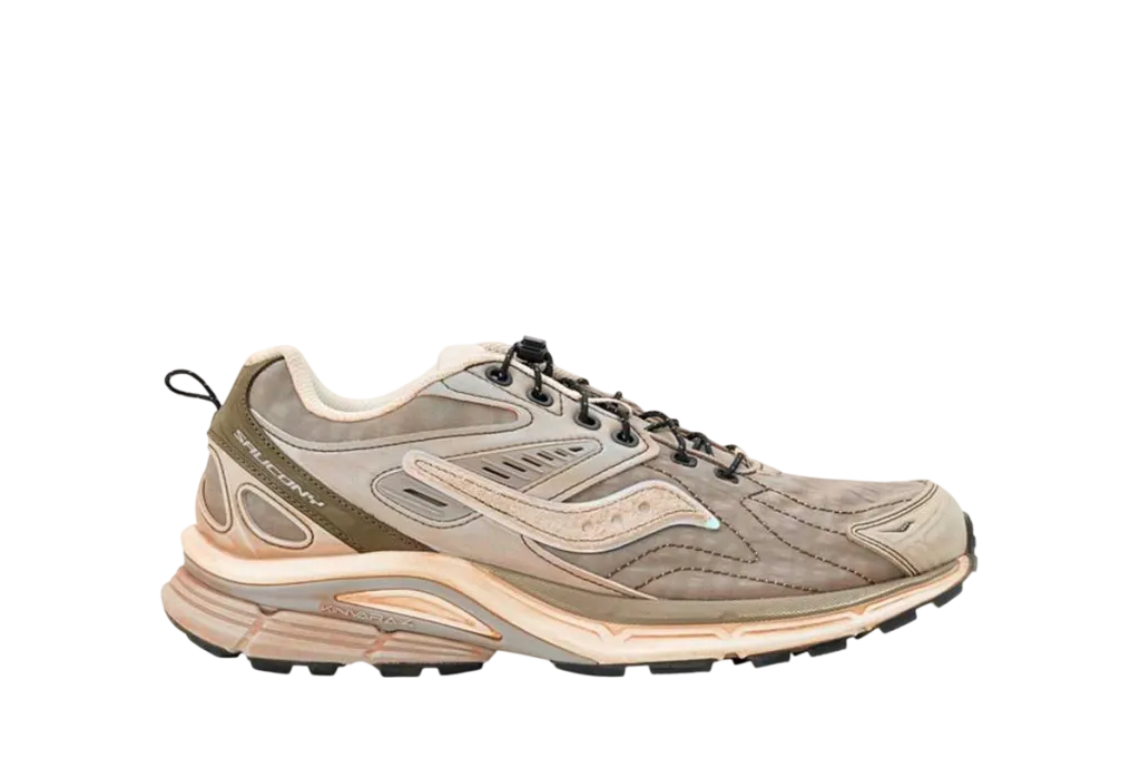 COSTS × Saucony Kinvara 4 