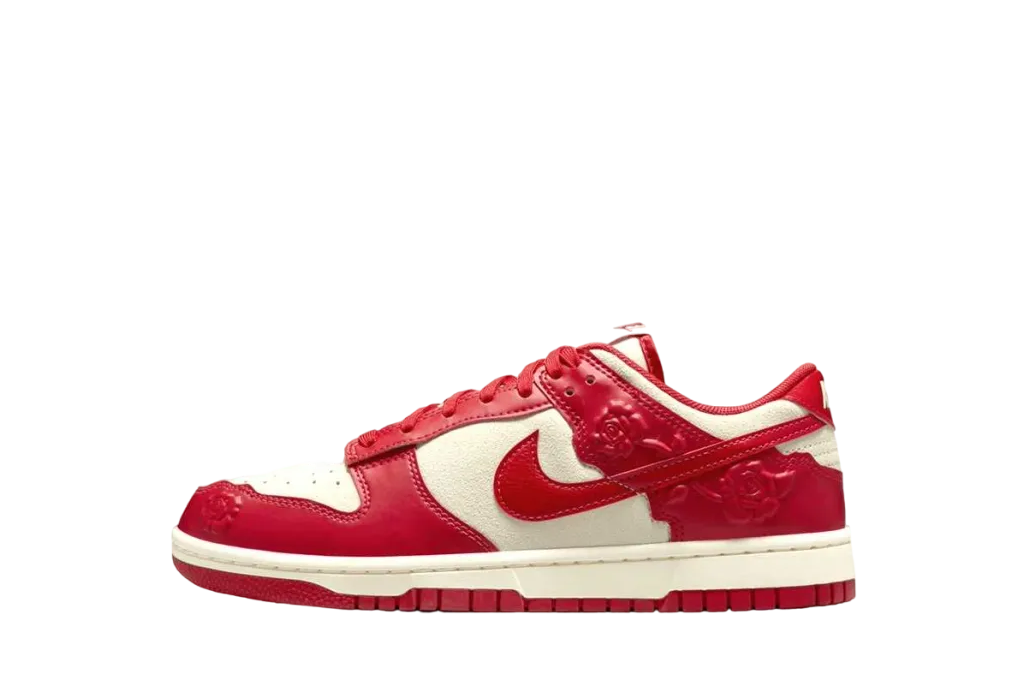 Nike Women's Dunk Low 