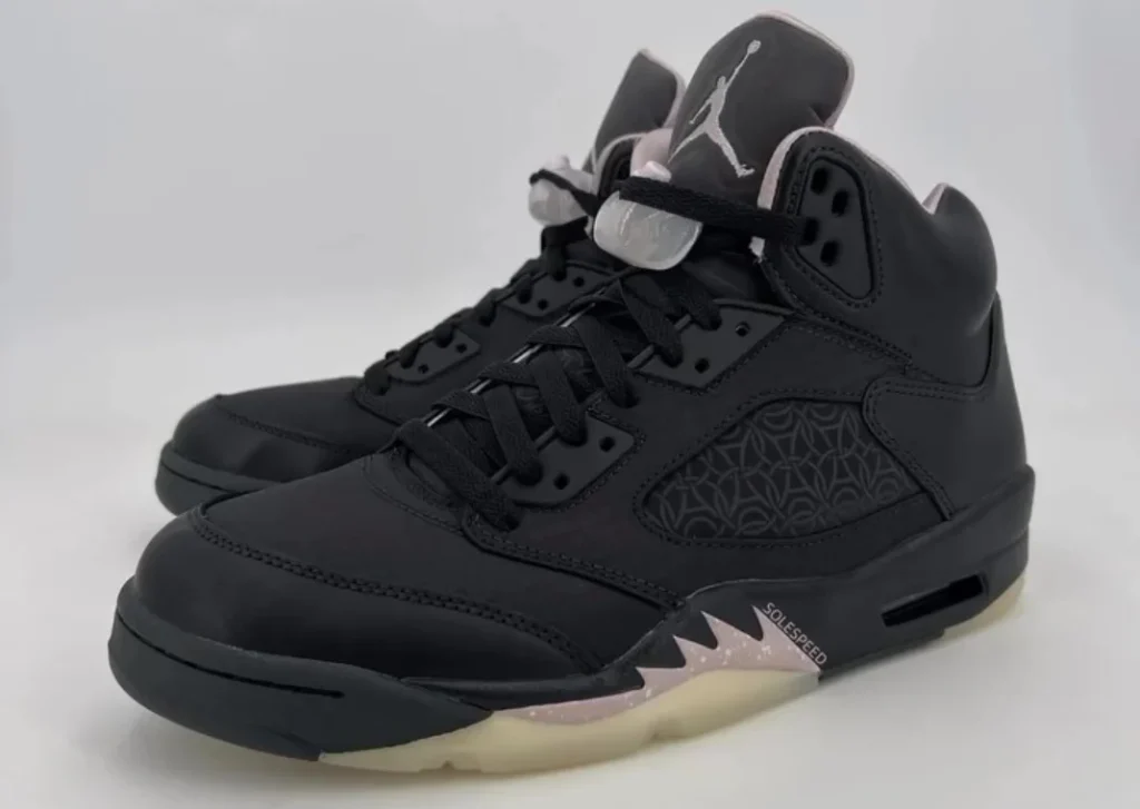 Paris Saint Germain × Nike Jordan Black Nike Air Jordan 1 Low x Paris Saint-Germain Black 2019