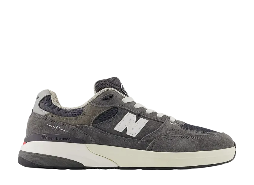 Andrew Reynolds × New Balance Numeric 933 
