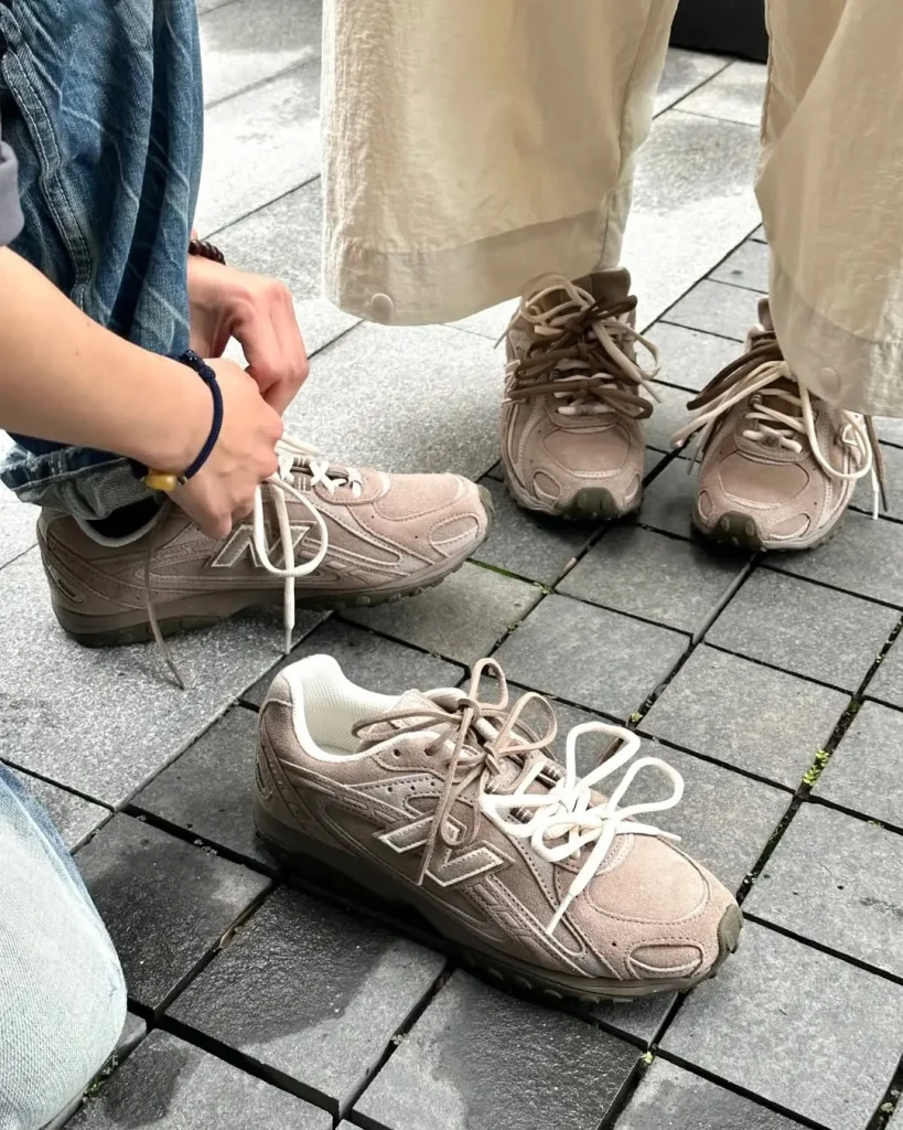 New Balance 204L
