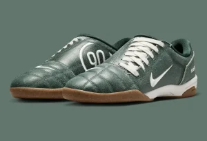 Nike Total 90 III “Fir”