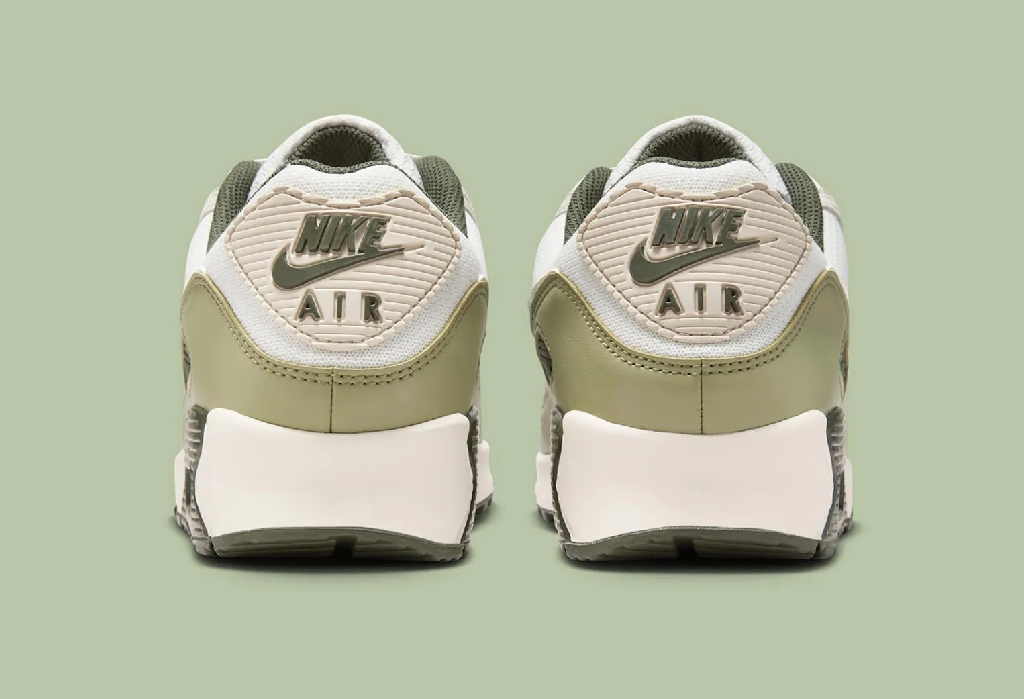 Nike Air Max 90 "Matcha"