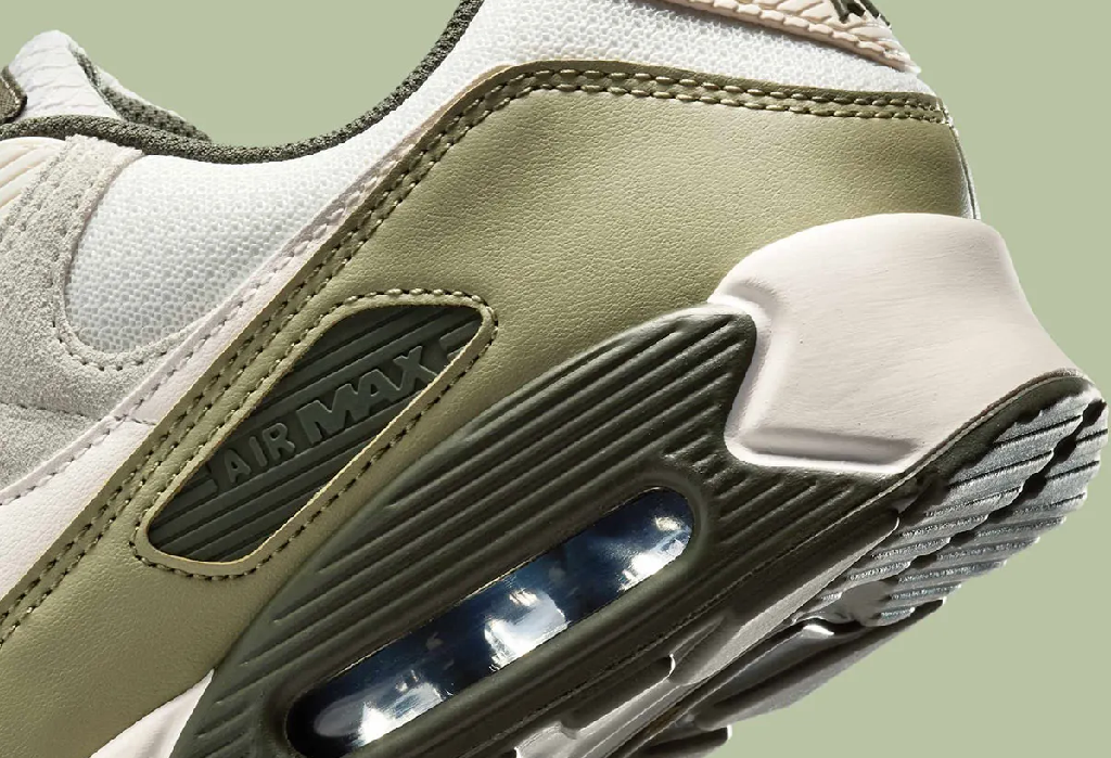 Nike Air Max 90 "Matcha"