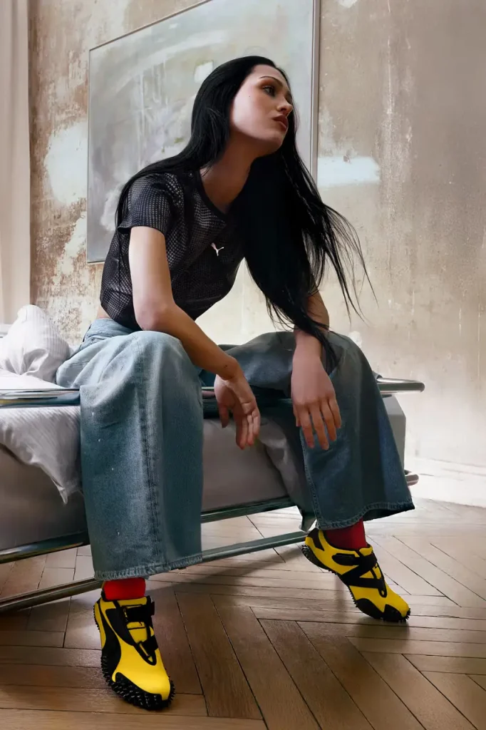 PUMA Mostro “Pelé Yellow”