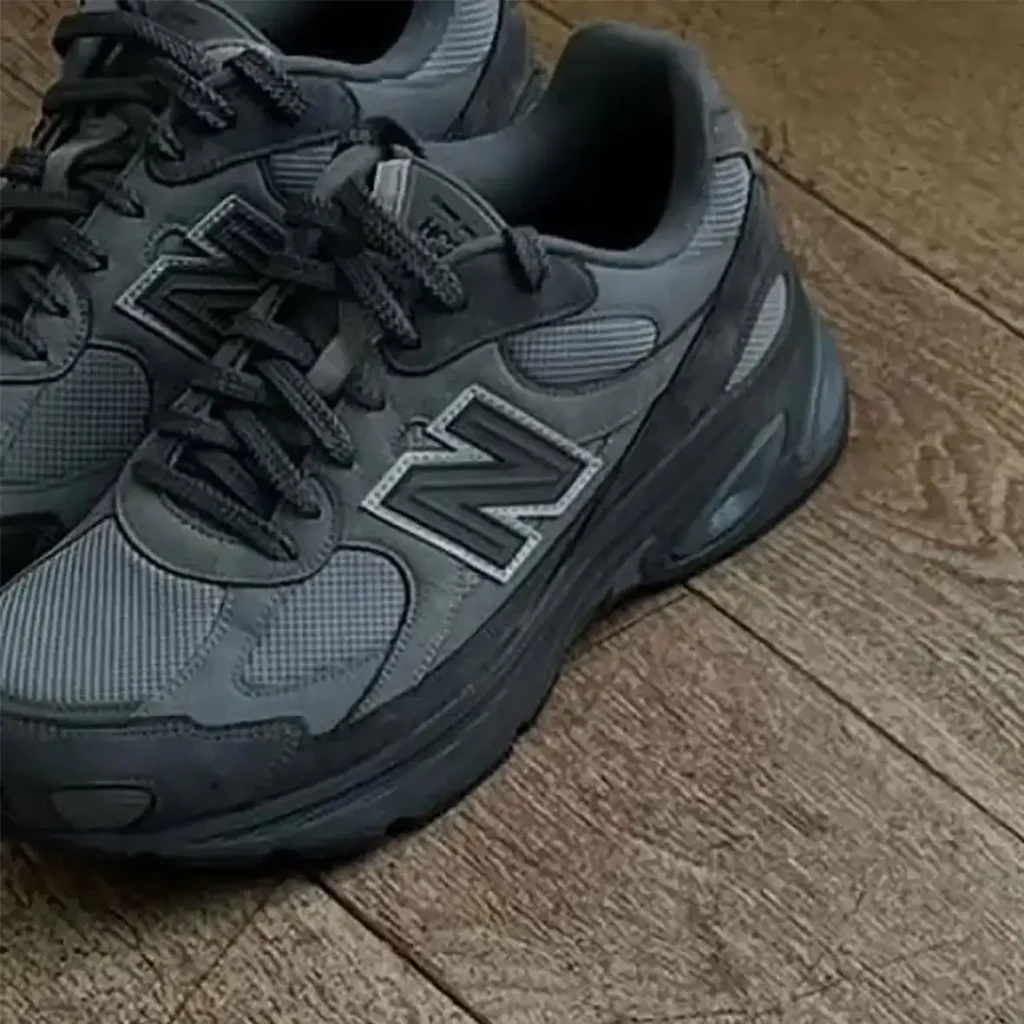 【AD2004】COMME des GARCONS HOMME New Balance 2010 x Comme des Garcons HOMME Info | Hypebeast