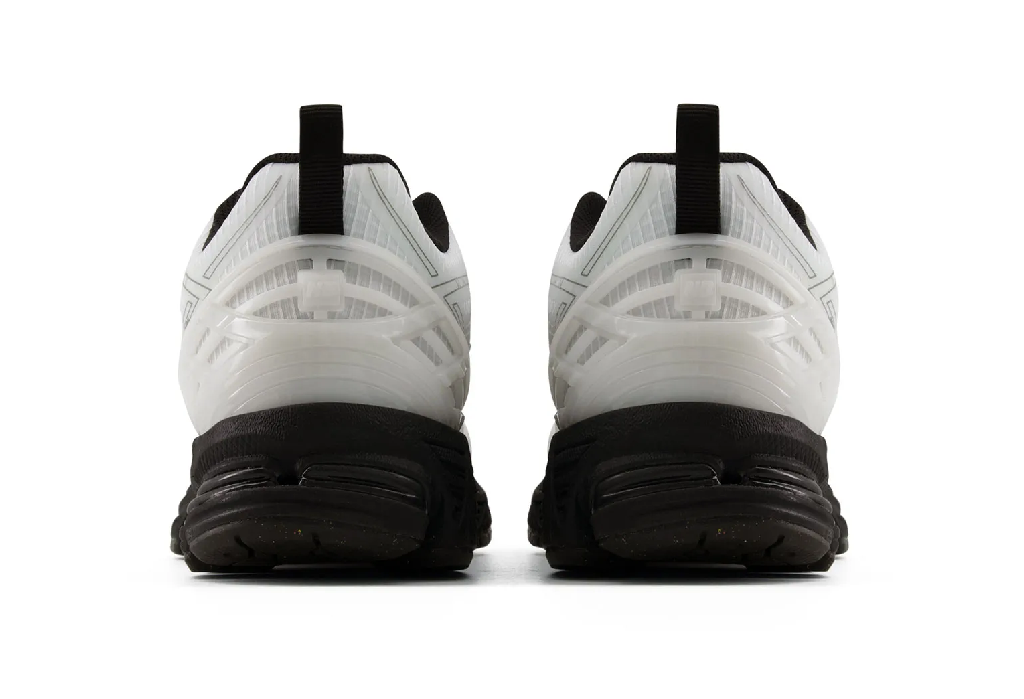 New Balance 1906R No Sew "White/Black"