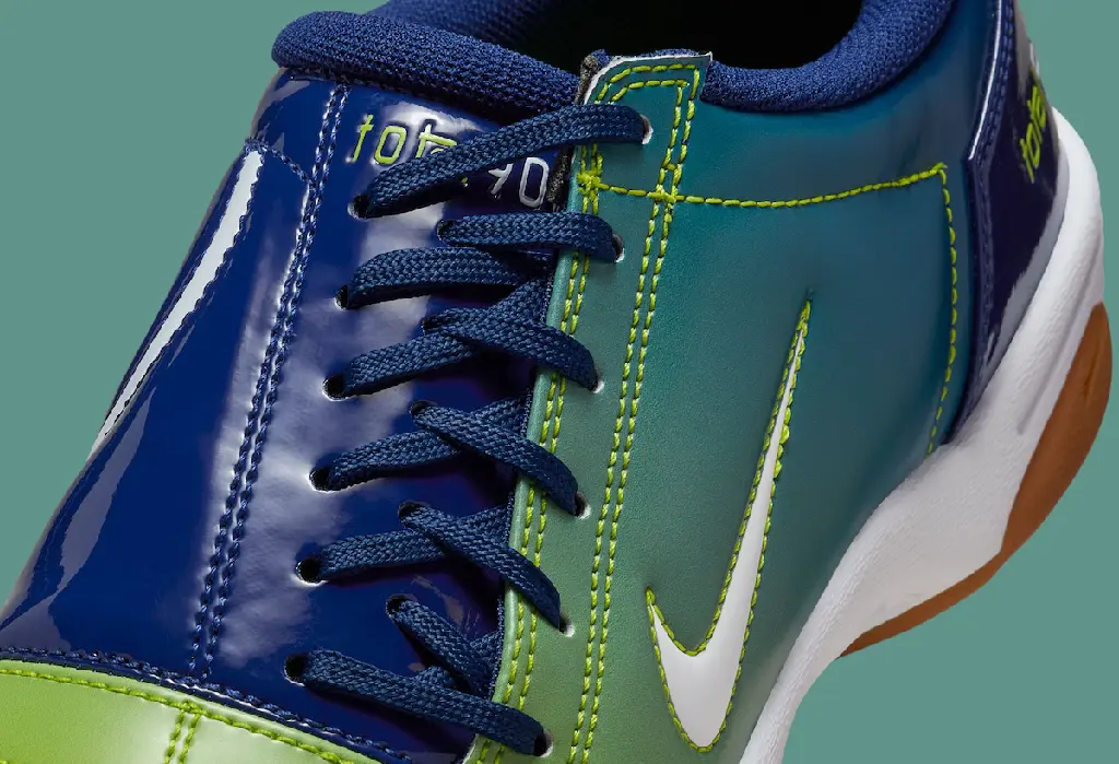 Nike Total 90 III “Sprite”