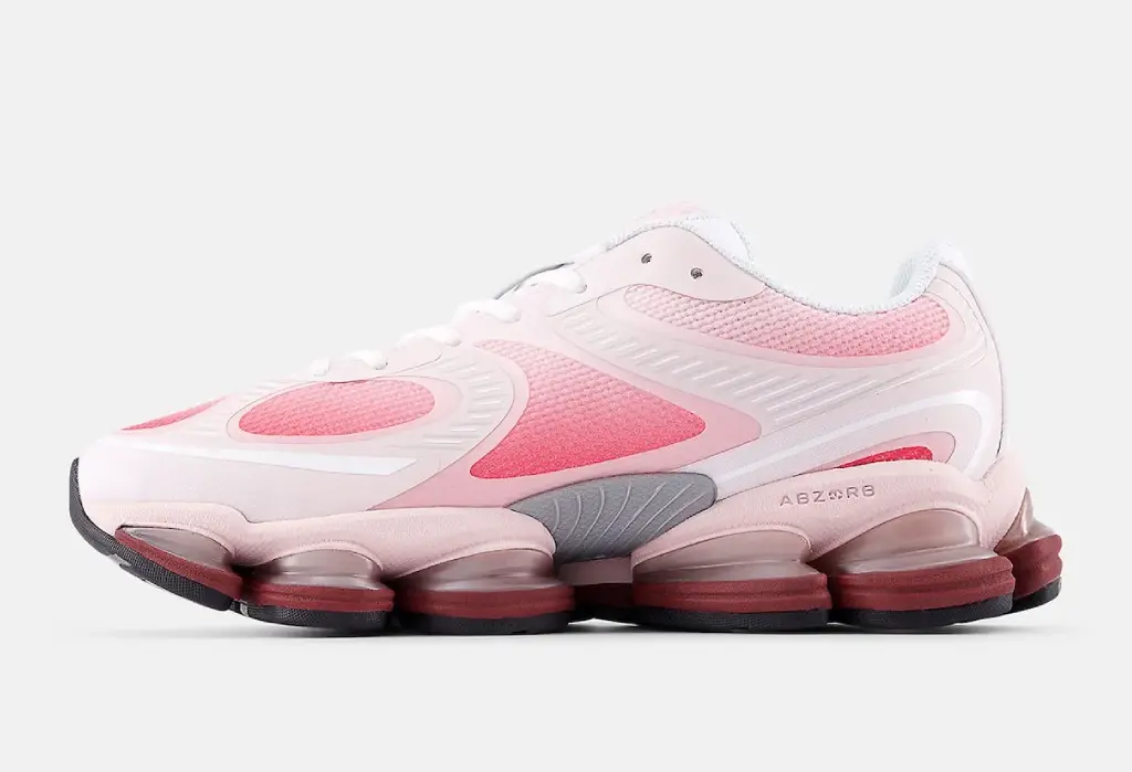 New Balance 2000 “Rose Sugar”