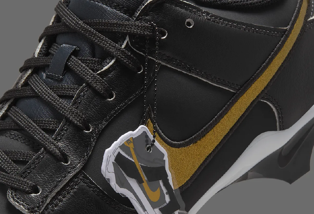 Nike Alpha Menace Dunk Cleat