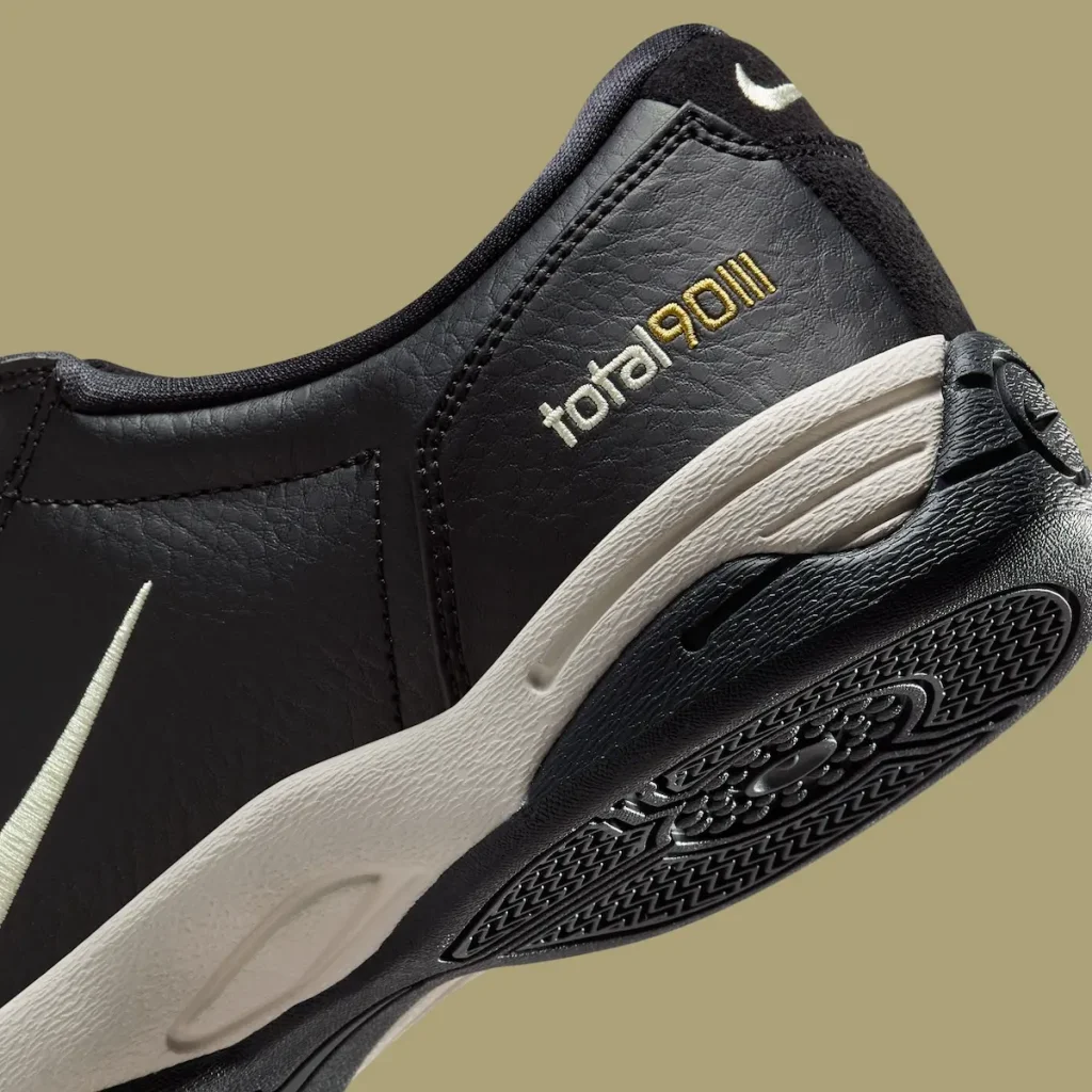 Nike Total 90 III "Black/Sail"