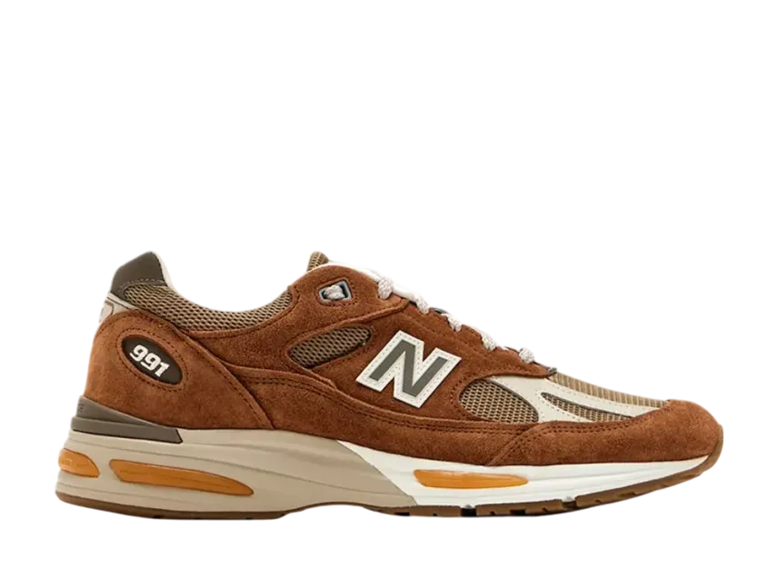 New Balance 991v2 