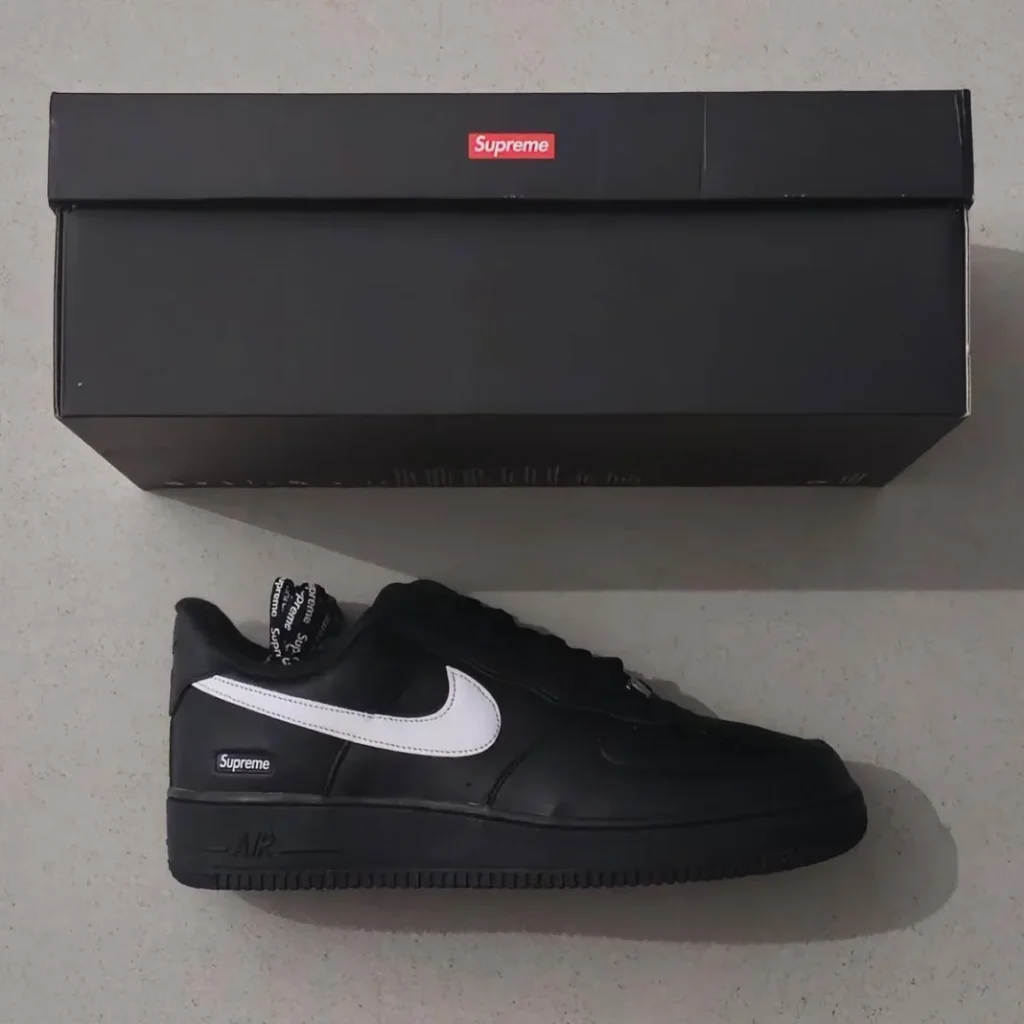 Supreme x Nike Air Force 1 Low “Black/White”