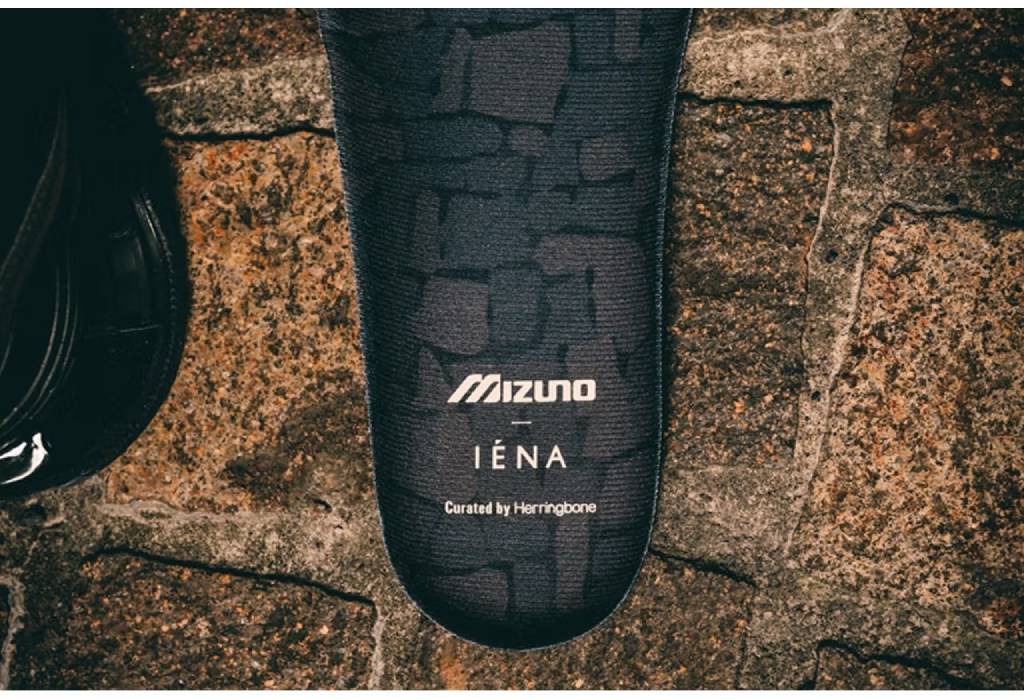 Mizuno WAVE PROPHECY LS “Monotone Cinema”