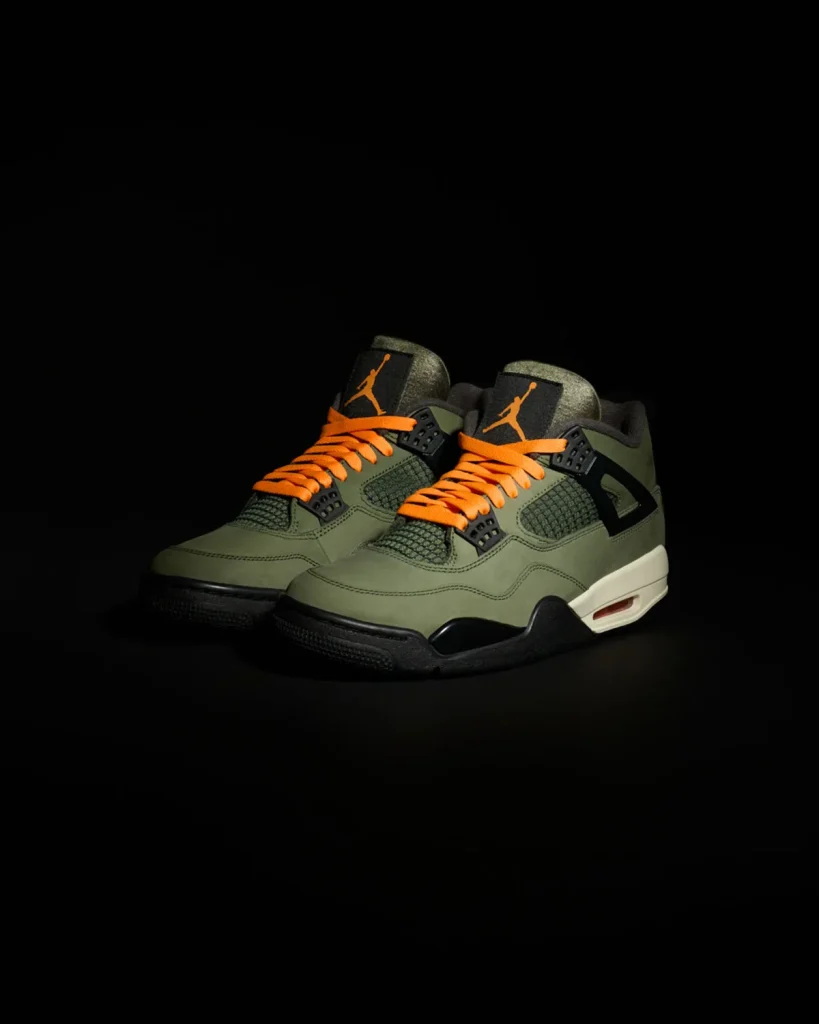 UNDEFEATED x Air Jordan 4 Retro "Deep Green"