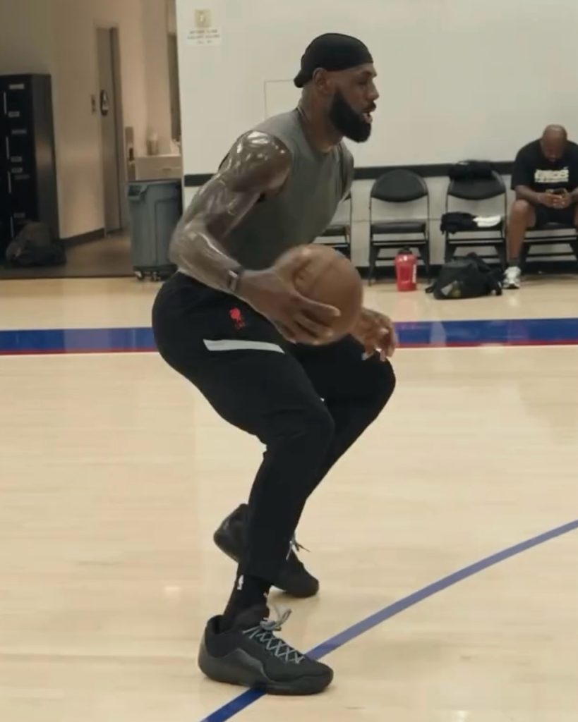 Nike LeBron 23