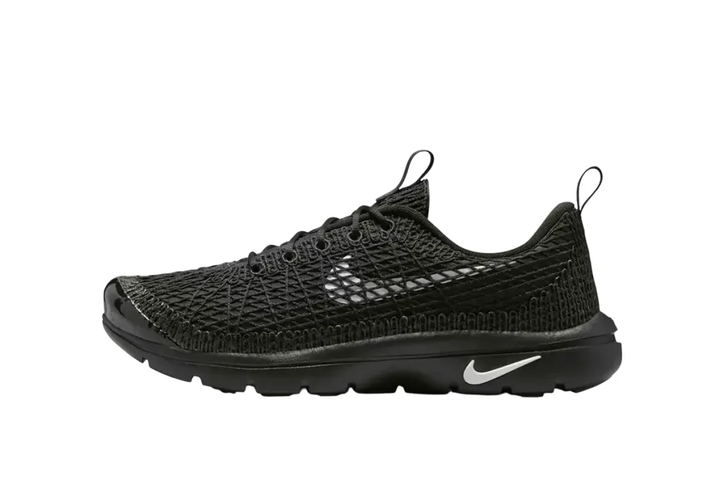 COMME des GARÇONS HOMME PLUS x Nike Air Rejuven8 