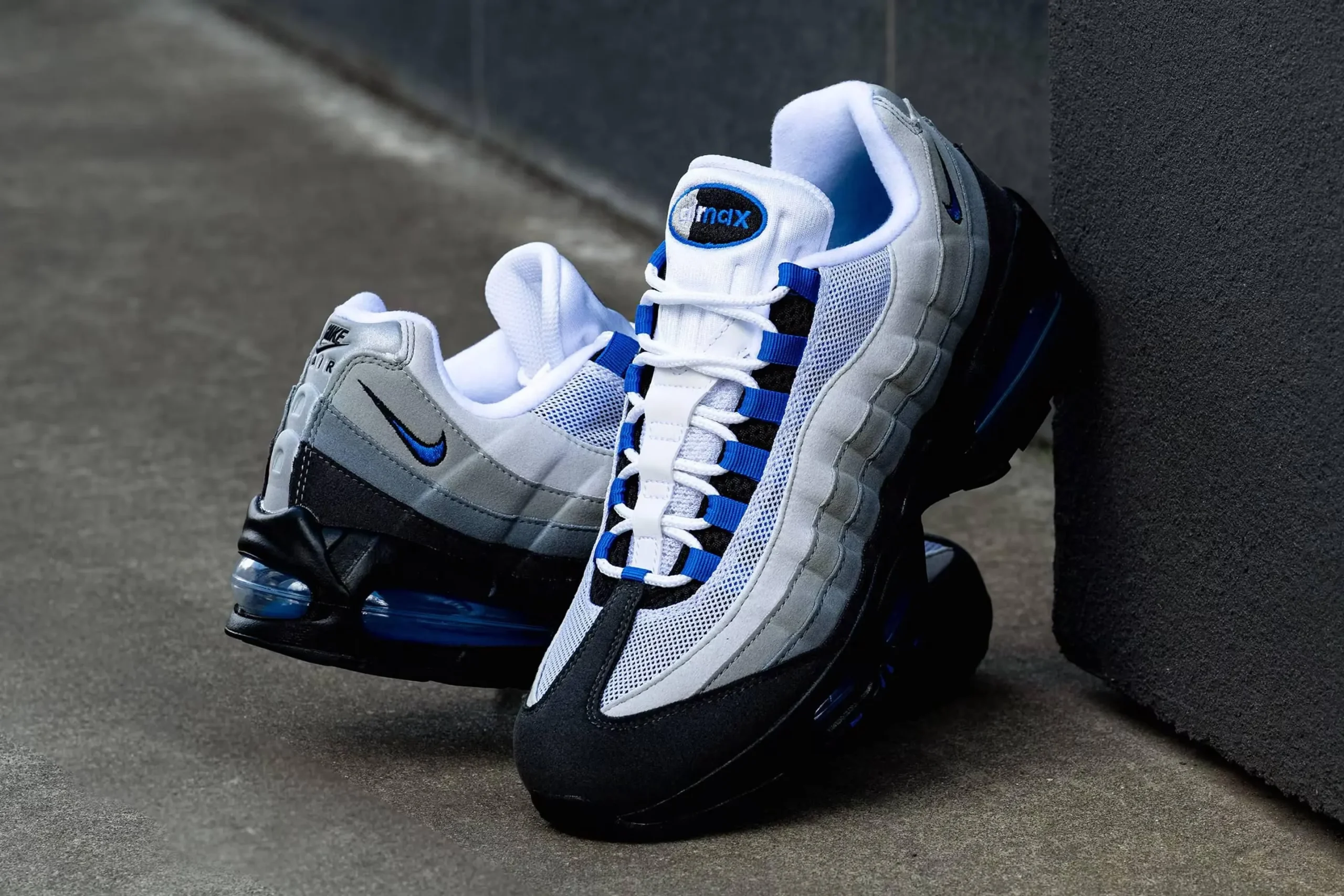 Nike Air Max 95 OG “Cool Grey and Blue Spark” [Release Date/Price/Where To Buy]