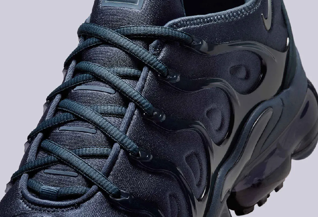 Nike Vapormax Plus “Thunder Blue”