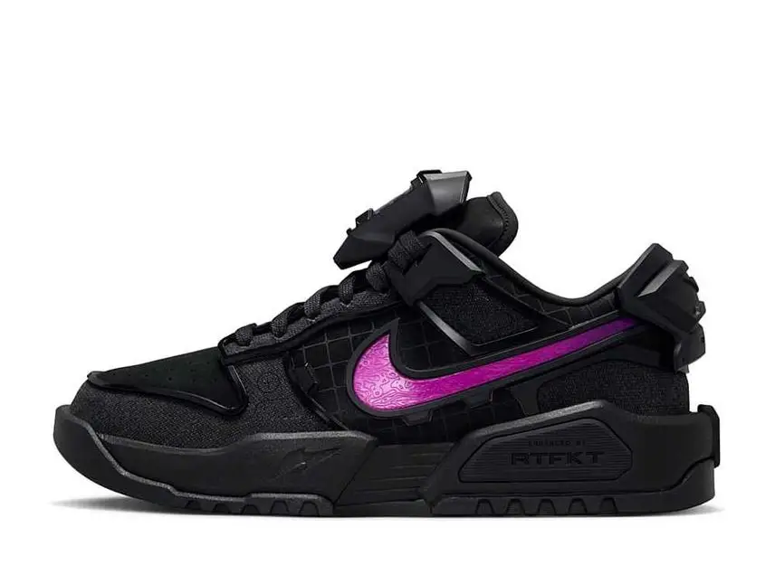 RTFKT x Nike Dunk Genesis “Void Edition”