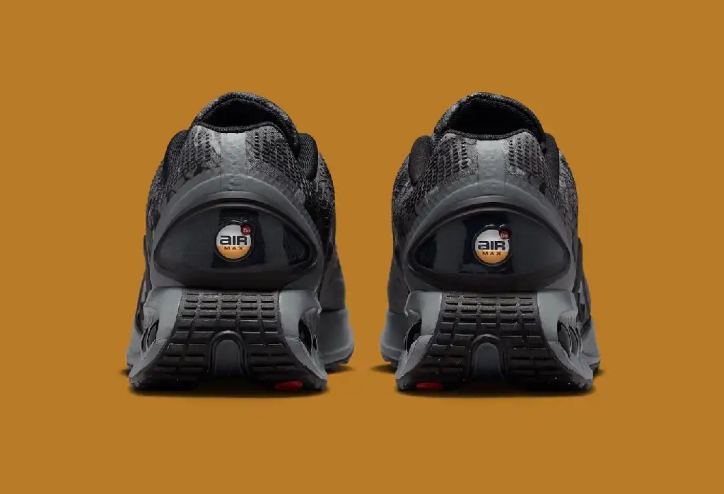 Nike Air Max Dn “Black/Grey”