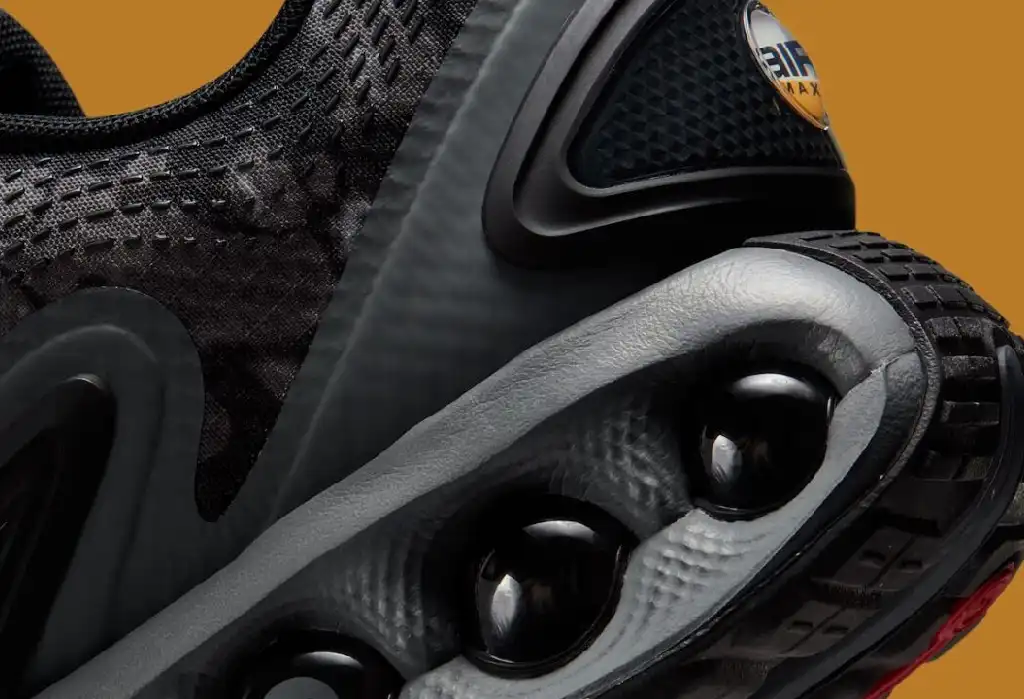 【ナイキ】Nike Air Max Dn Black Grey ★大人気 24-30★ NIKE☆AIR MAX DN☆BLACK/BLACK/METALLIC DARK GREY/BLACK (Nike