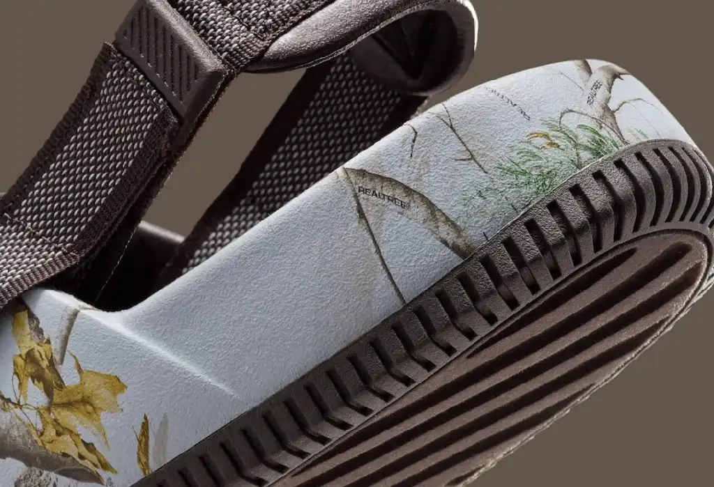 Nike Calm Mule “Light Blue Realtree”