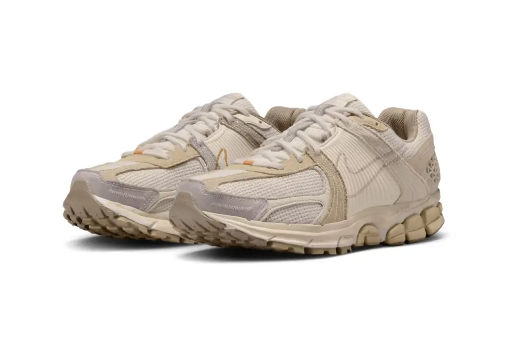 Nike Zoom Vomero 5 “Muslin/Pale Ivory” [Release Date/Price/Where To Buy]