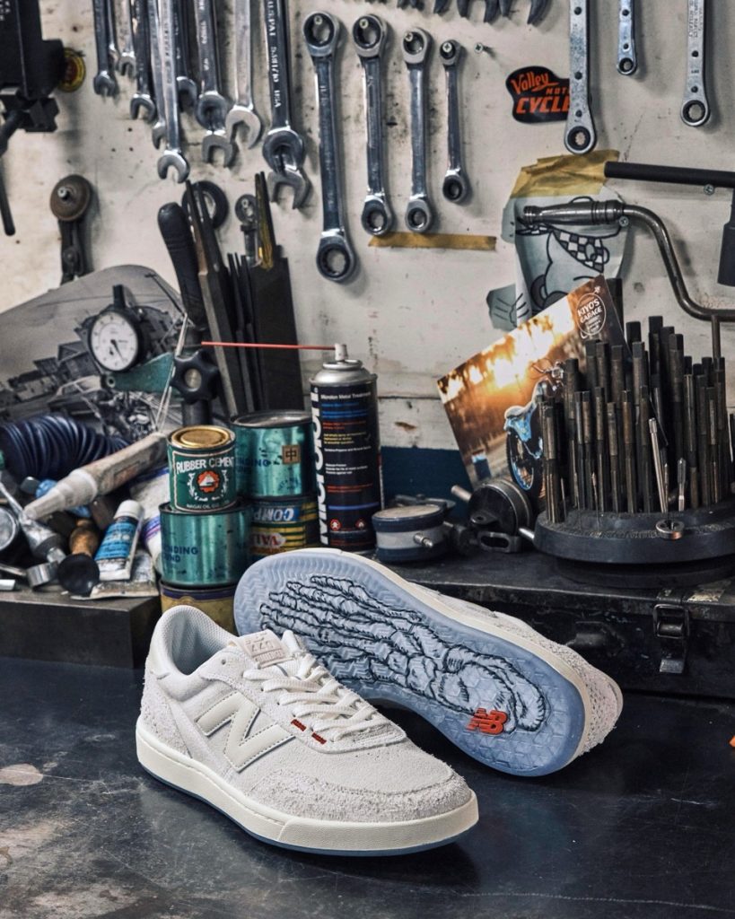 CHALLENGER New Balance Numeric 440v2 Off White