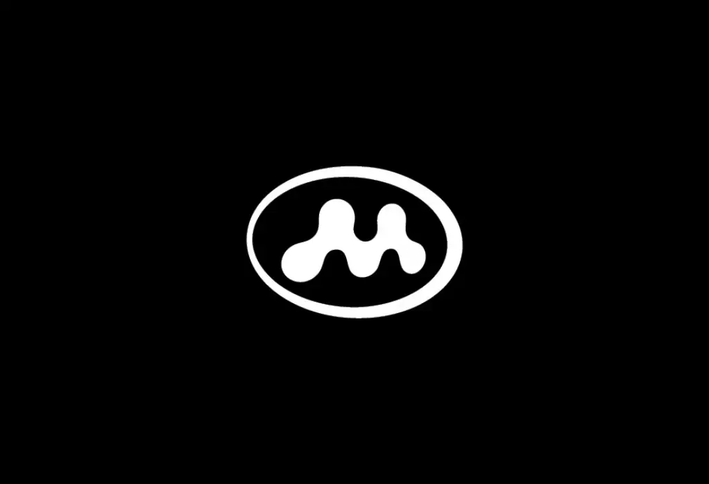 Mowalola