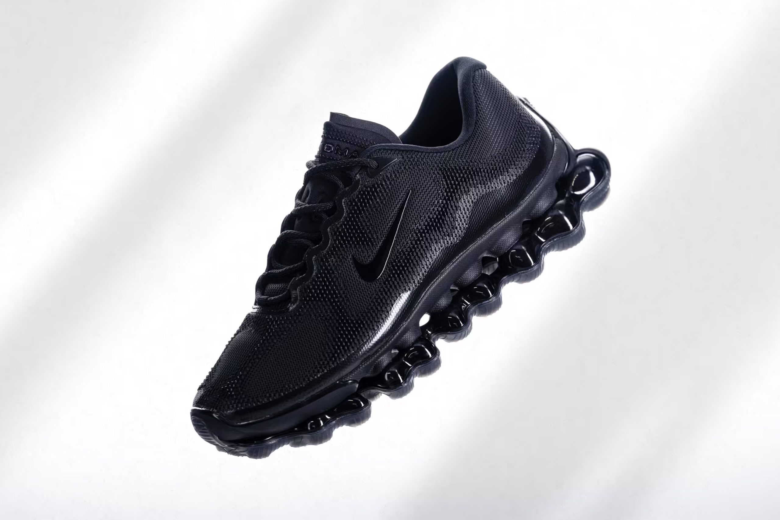 Nike To Drop Air Liquid Max “Triple Black” [30th April 2026]