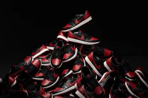 Nike Delivers Air Jordan 1 Low OG "Banned" [16th May 2026]