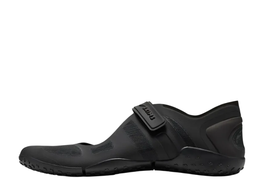 SKIMS × Nike Women's Rift Mesh 