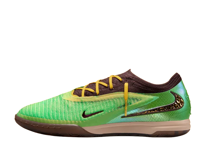 Travis Scott × Nike Phantom 6 Low Elite IC SE 